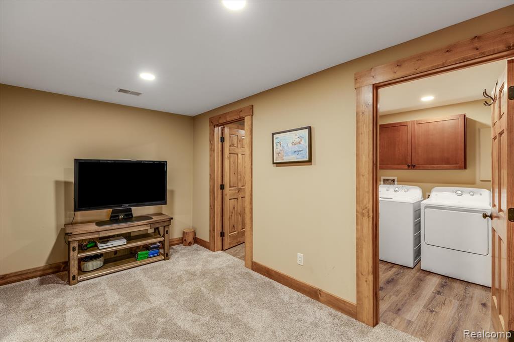 19263 WILLIAMSVILLE Road, Gregory, MI 48137 — Photo 27