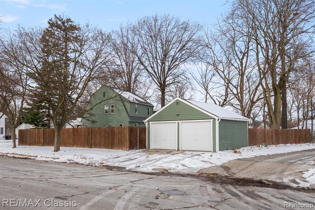 4433 Elizabeth Street, Wayne, MI 48184 — Photo 8