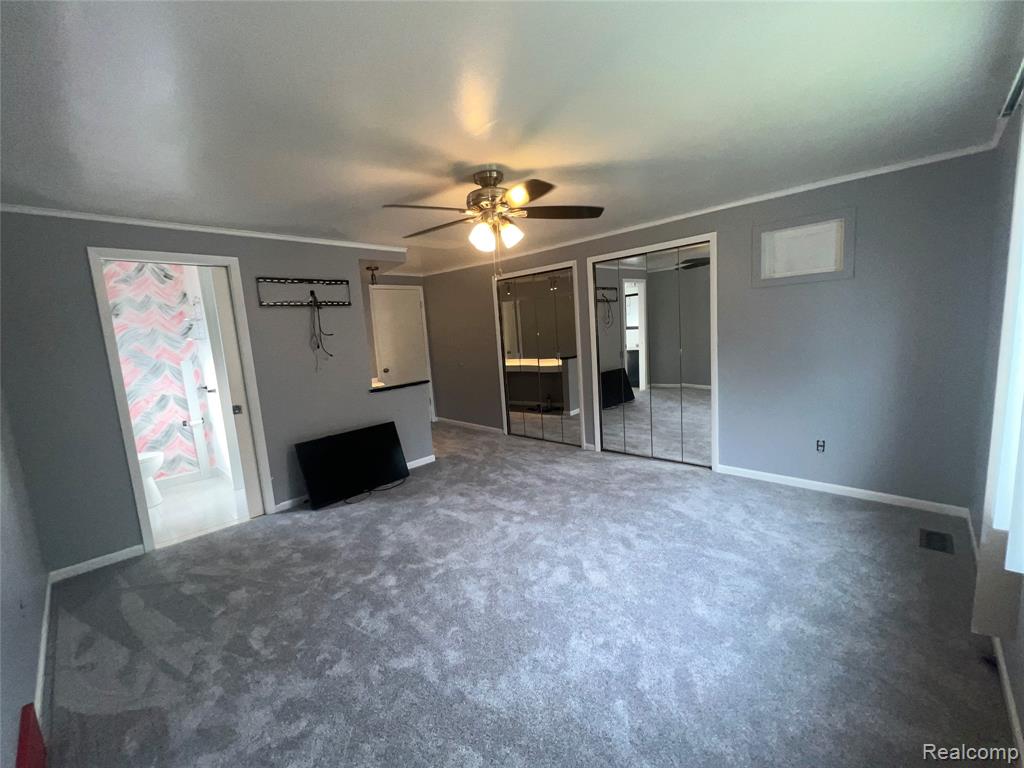 8737 Crestview Drive, Sterling Heights, MI 48312 — Photo 36