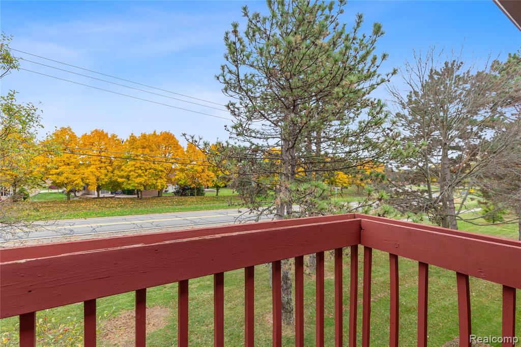 42216 Lochmoor Street, Clinton Twp, MI 48038 — Photo 18