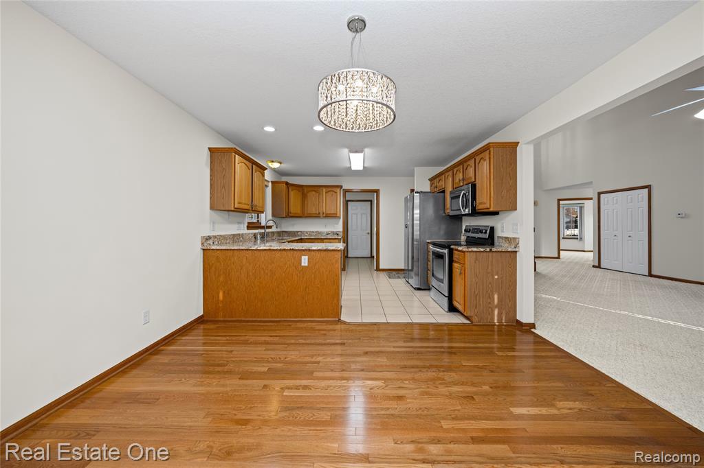 4438 Great Oaks Drive, Grand Blanc, MI 48439 — Photo 19