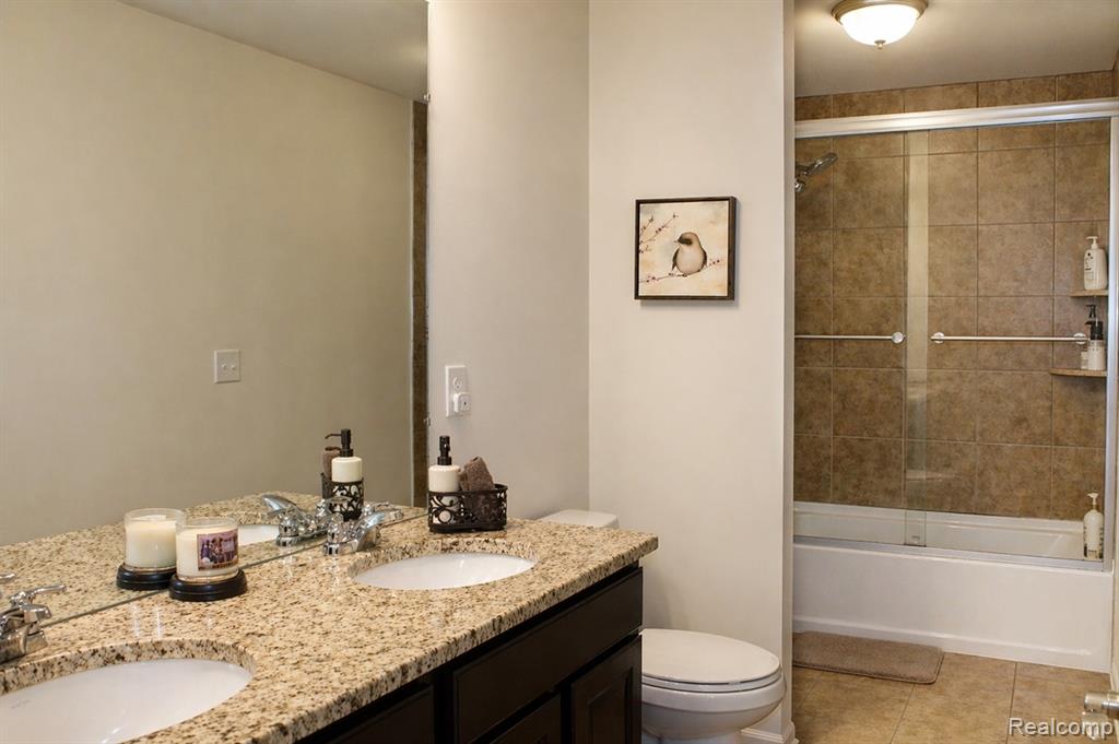 860 Backshore Drive, Canton, MI 48187 — Photo 46