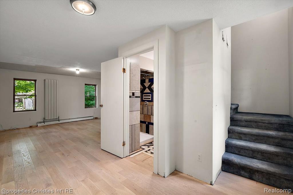 157 E Elmwood, Leonard, MI 48367 — Photo 38