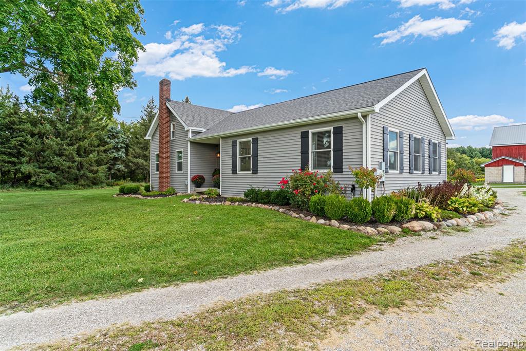 10433 Nichols Road, Gaines Vlg, MI 48436 — Photo 37