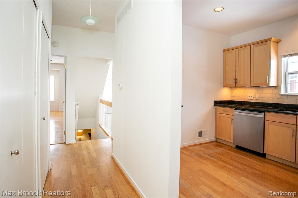 41621 Blair Drive, Novi, MI 48377 — Photo 16
