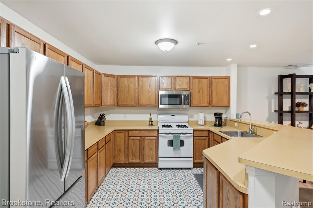 42842 Patty Lane, Van Buren, MI 48111 — Photo 14