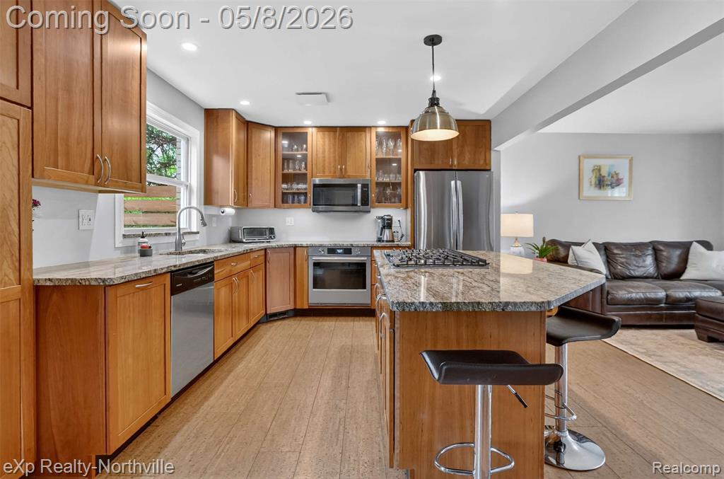 24168 Saint Mary Court, Farmington, MI 48336 — Photo 15