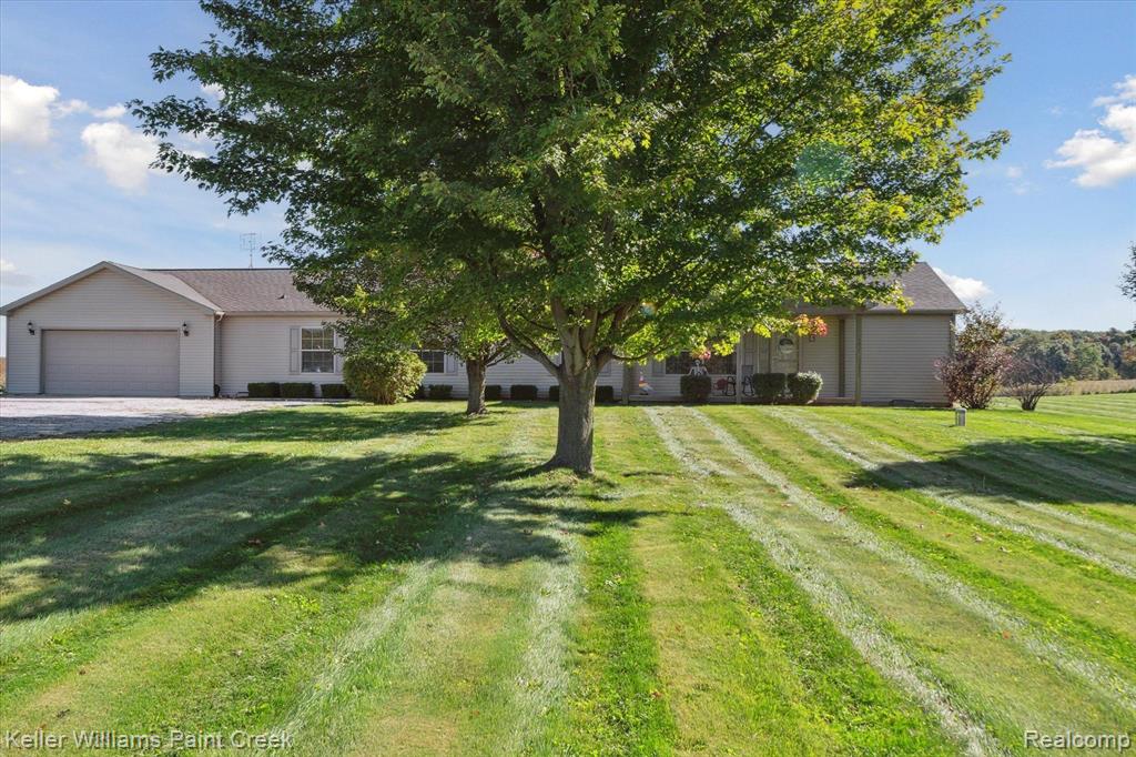 2076 N LAKE PLEASANT Road, Attica, MI 48412 — Photo 6