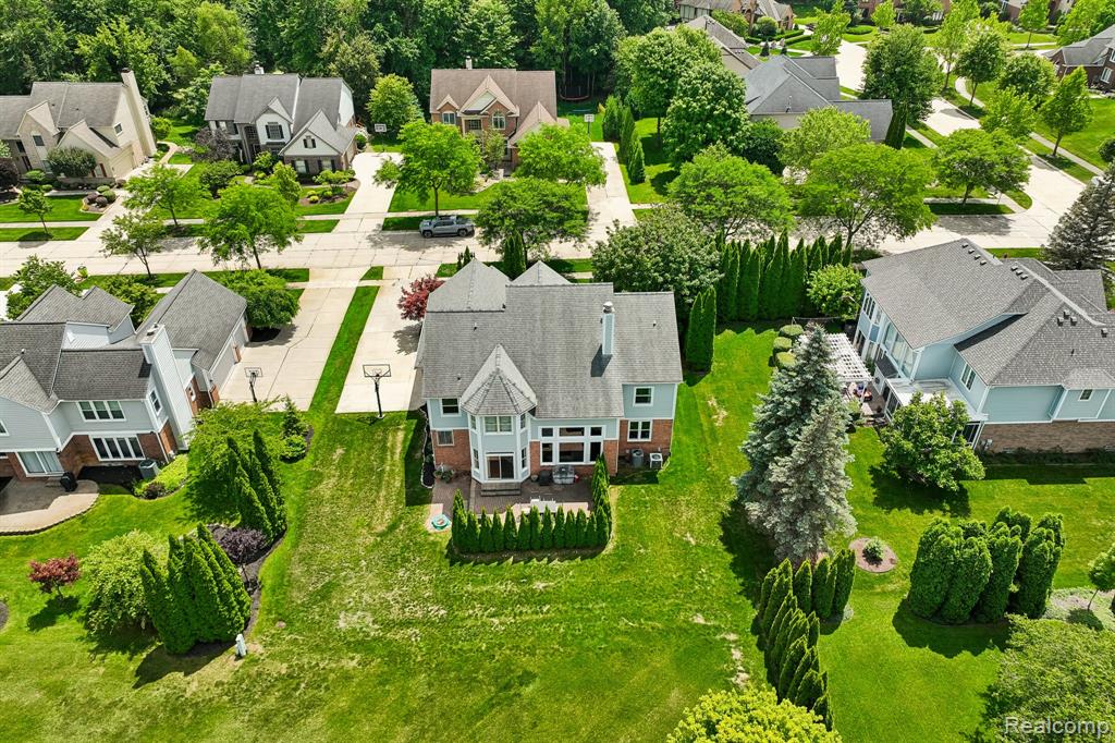 45896 Lathum Drive, Novi, MI — Photo 62