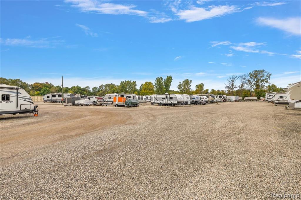 59120 Oasis Center Drive, South Lyon, MI 48178 — Photo 31