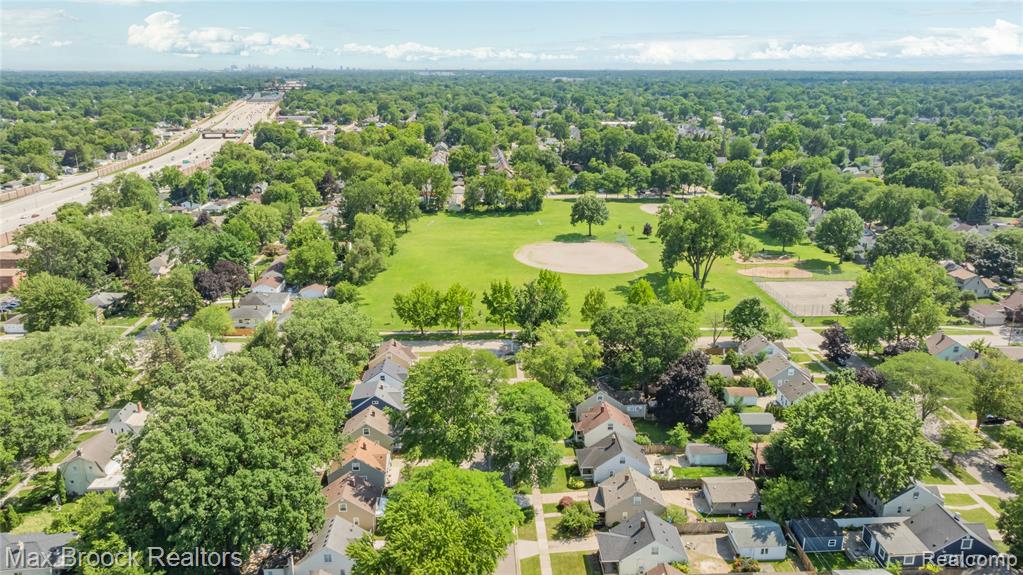 808 N Edgeworth Avenue, Royal Oak, MI 48067 — Photo 50