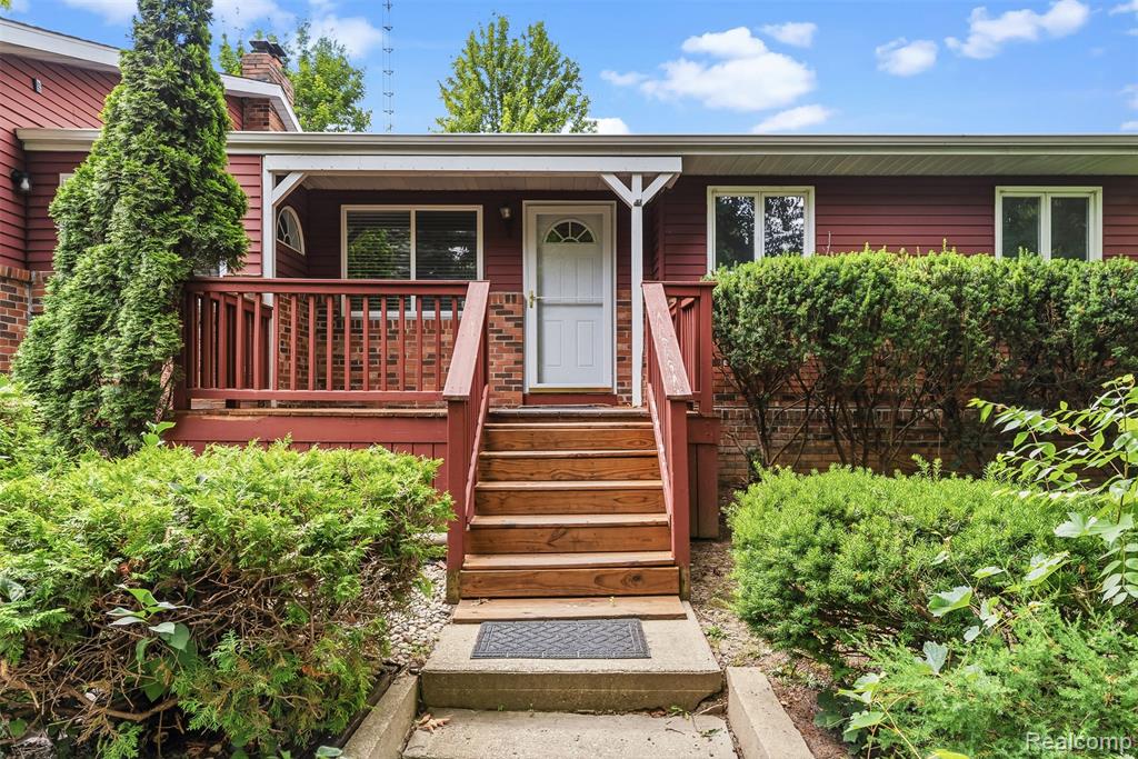 7313 River Road, Flushing, MI 48433 — Photo 3