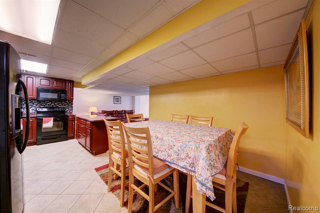6813 Poppleton Road, Canton, MI 48187 — Photo 51