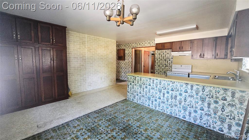 4085 Pine Grove Avenue, Fort Gratiot, MI 48059 — Photo 4
