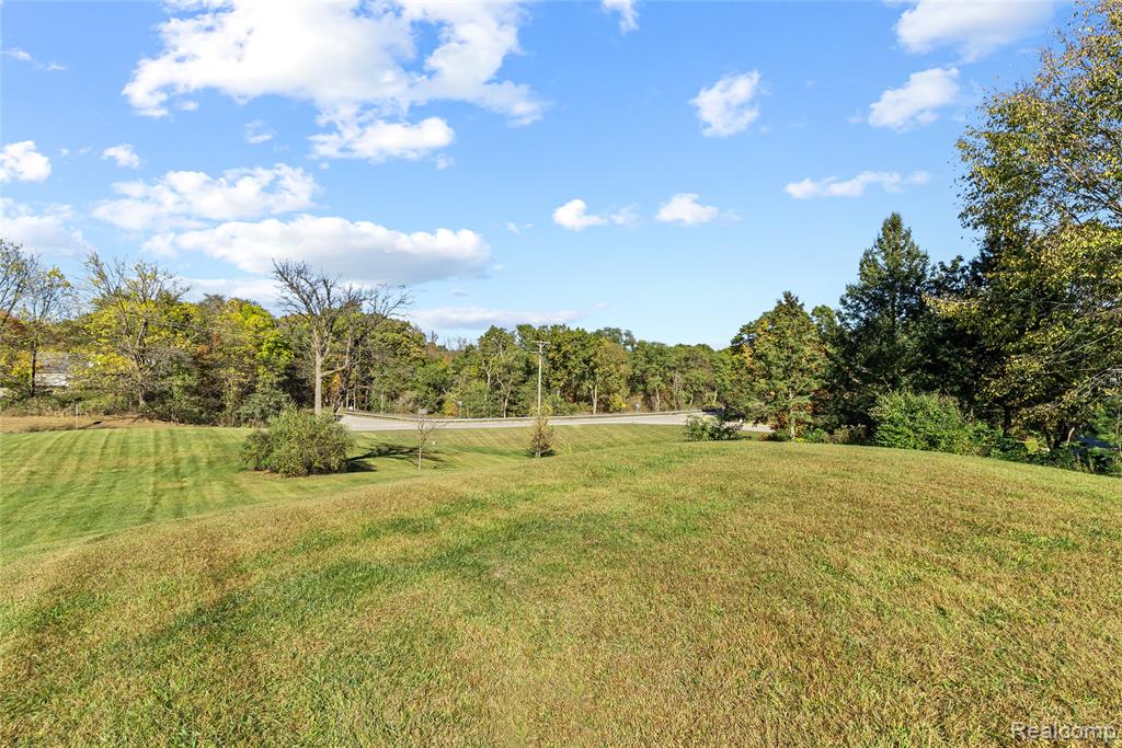 4971 N Tipsico Lake Road, Hartland, MI 48353 — Photo 46
