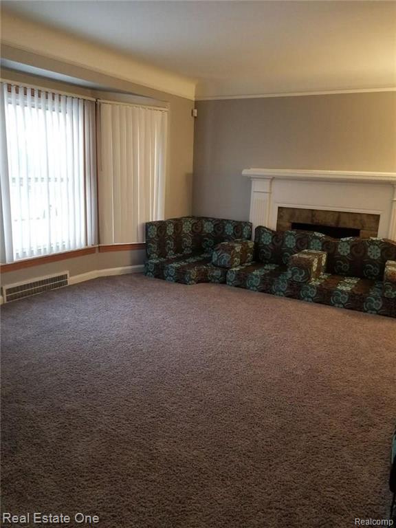 7343 GRANDMONT Avenue, Detroit, MI 48228 — Photo 2