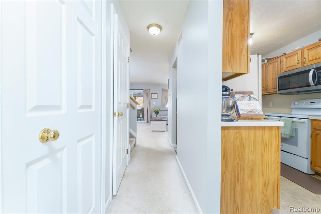 1321 Steeplechase Court, Howell, MI 48843 — Photo 6