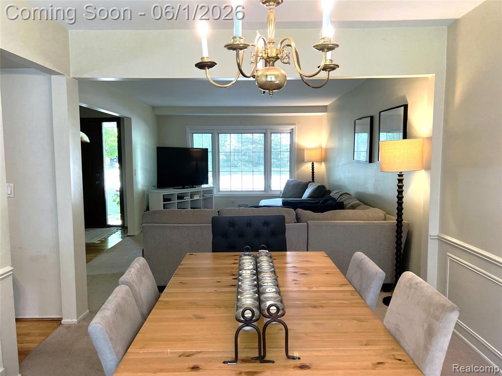 1707 Fox River Drive, Bloomfield Hills, MI 48304 — Photo 11