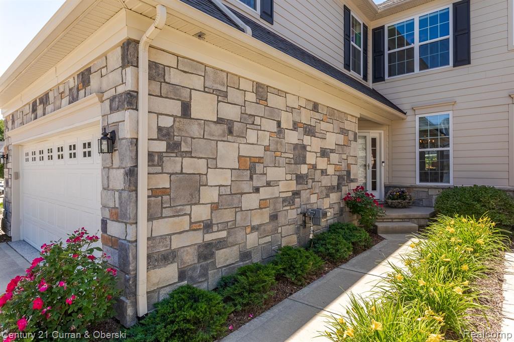42833 CARDINAL Way, Novi, MI — Photo 4