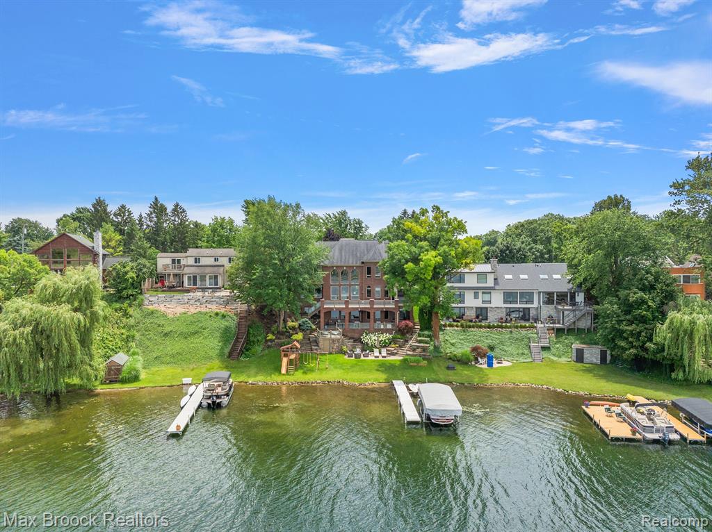 6340 Lakeshore Street, West Bloomfield, MI 48323 — Photo 61