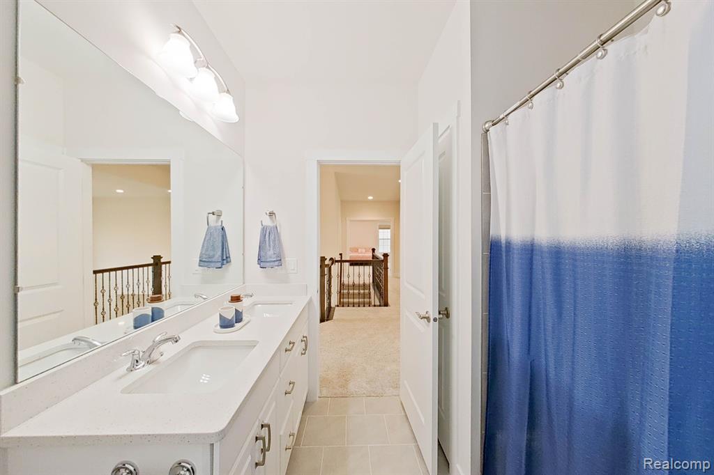 51060 LAUREL Park Drive, Canton, MI 48188 — Photo 50