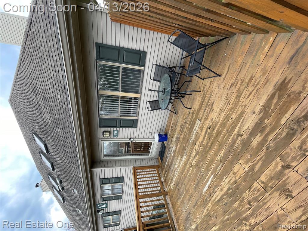 24738 Cashmere Court, 120, Southfield, MI 48033 — Photo 2