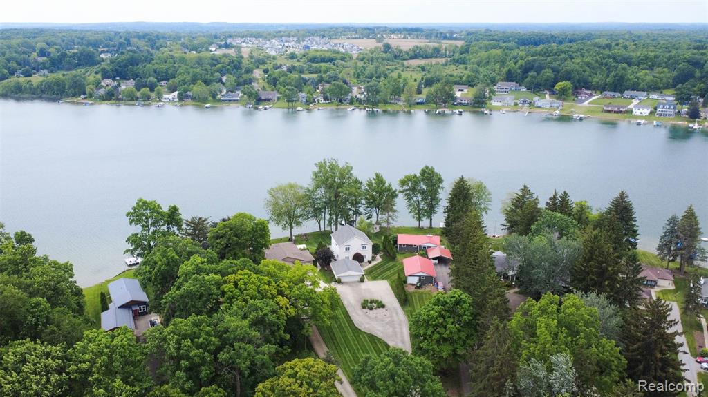 6081 Byram Lake Drive, Linden, MI 48451 — Photo 68