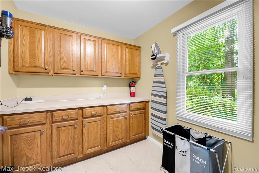 4086 Arcadia Drive, Auburn Hills, MI 48326 — Photo 47