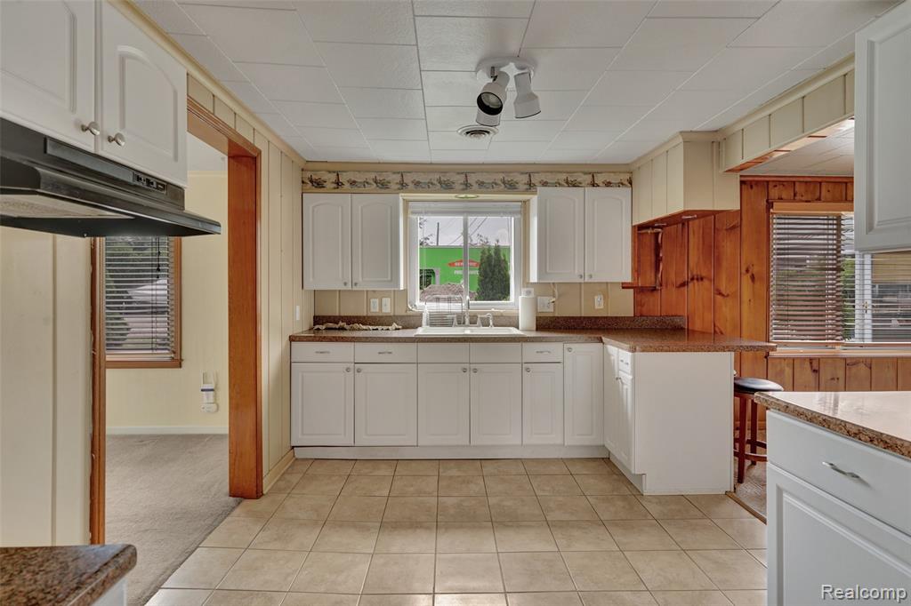 4901 Pointe Tremble Road, Algonac, MI 48001 — Photo 12