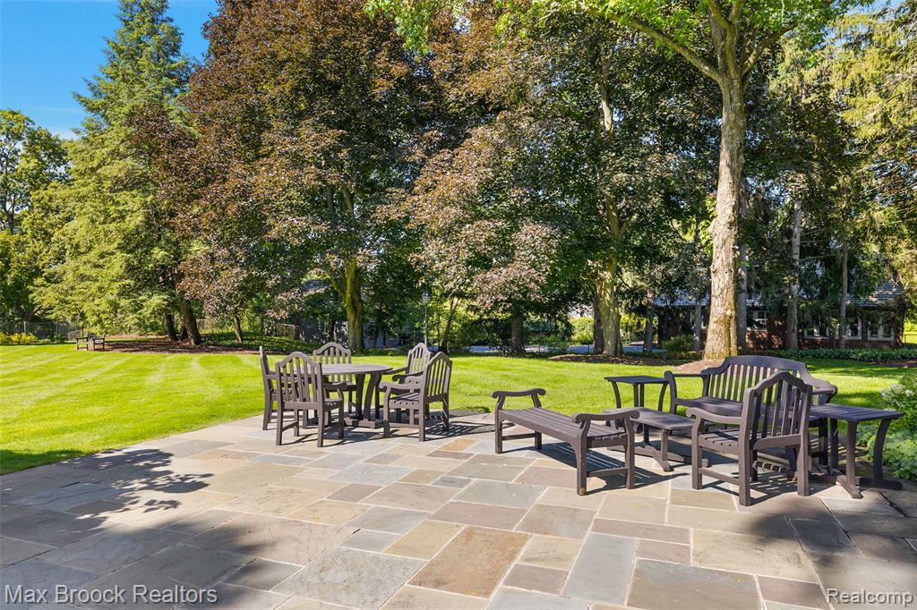 65 Lone Pine Road, Bloomfield Hills, MI 48304 — Photo 52