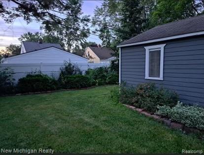 1664 11 Mile Road, Berkley, MI 48072 — Photo 31