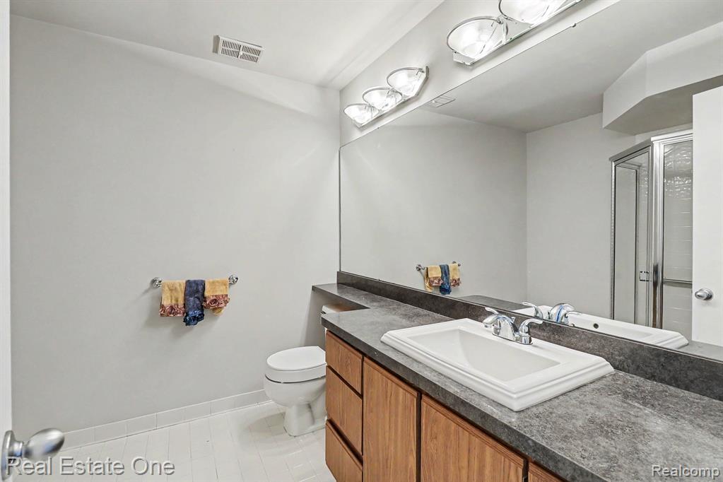 6617 Chimney Sweep, West Bloomfield, MI — Photo 15