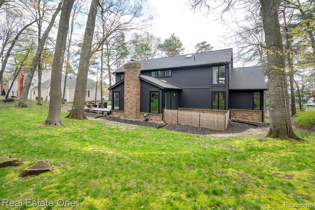 6464 Deer Ridge Drive, Clarkston, MI 48348 — Photo 47