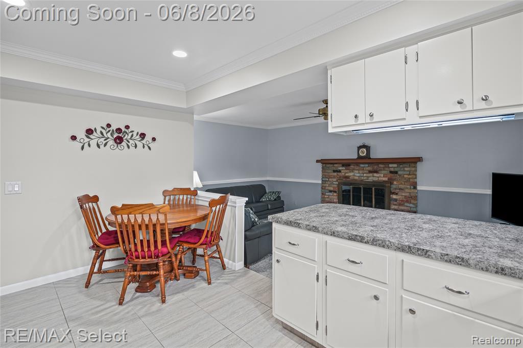 1333 Hidden Oaks Court, Flint, MI 48507 — Photo 5
