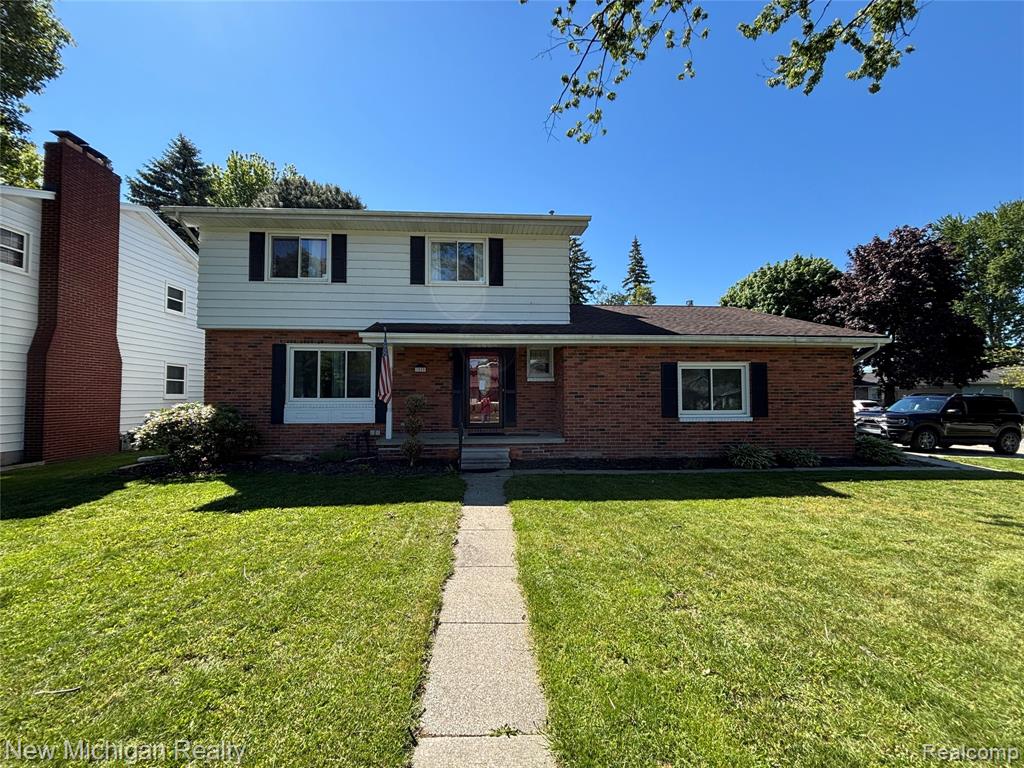 1828 Kennelworth Drive, Port Huron, MI 48060