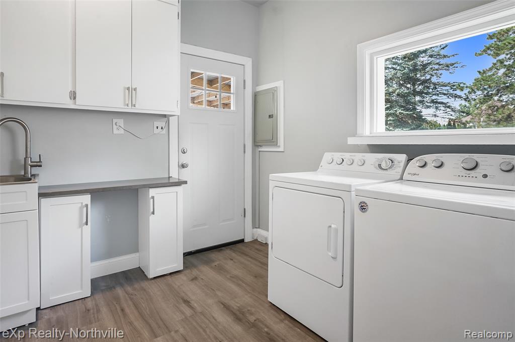 42030 Schoolcraft Road, Plymouth, MI 48170 — Photo 38