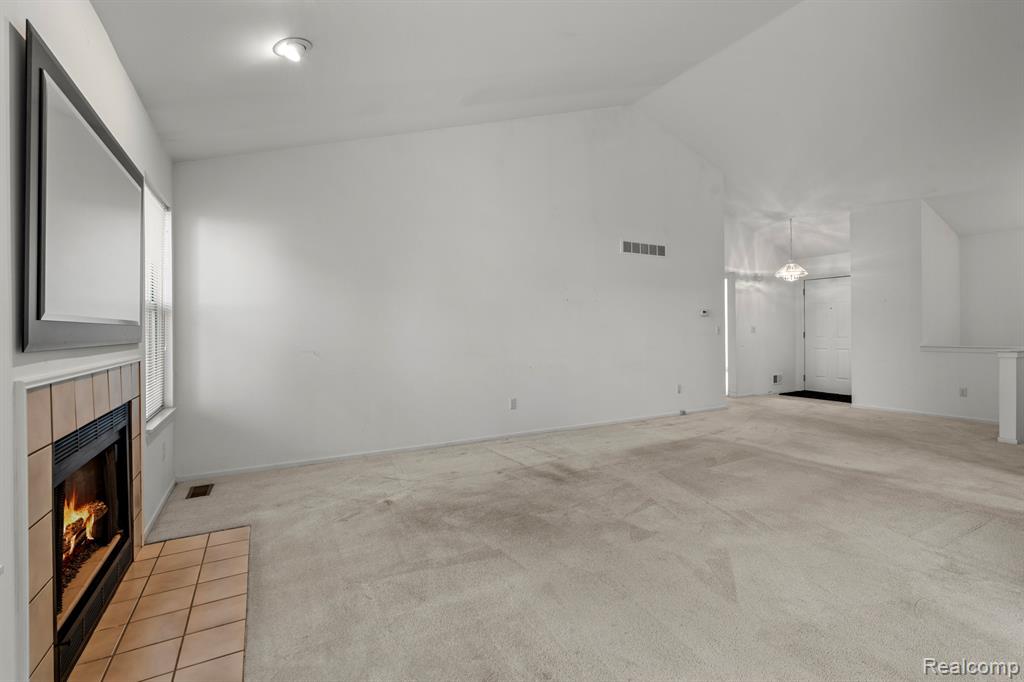 250 Winding Brook, Commerce Twp, MI 48390 — Photo 6