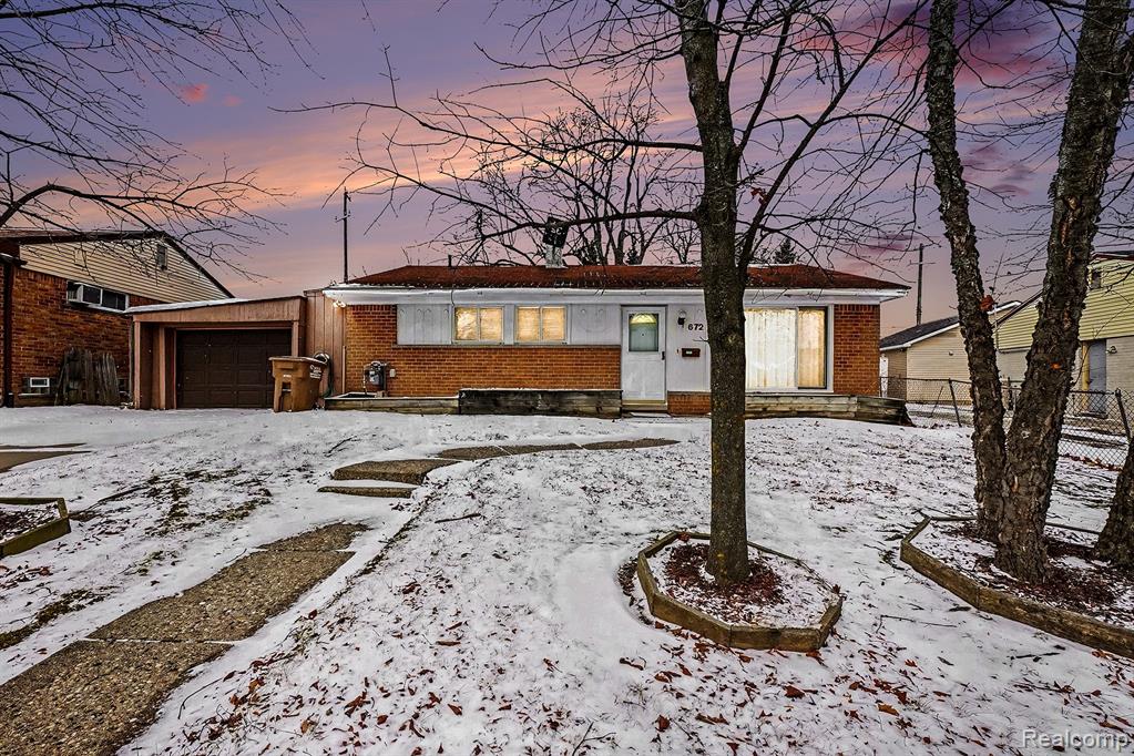 672 Linda Vista Drive, Pontiac, MI 48342 — Photo 3