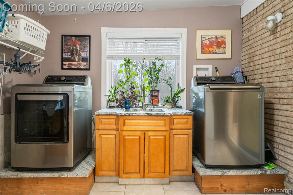 15701 Middlebelt Road, Romulus, MI 48174 — Photo 15