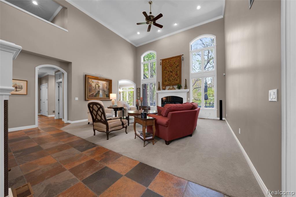 4502 Forest Edge Lane, West Bloomfield, MI 48323 — Photo 9