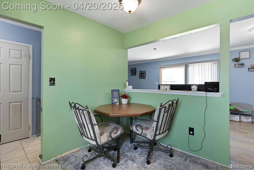 2057 W FRANKLIN Drive, Canton, MI 48187 — Photo 12