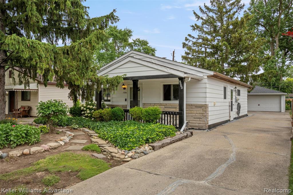 7536 Arcola Street, Westland, MI — Photo 2