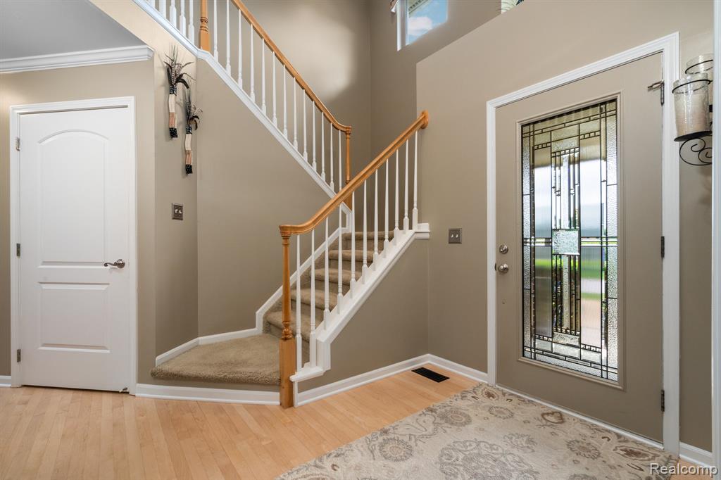 620 Olivia Drive, Milford, MI 48381 — Photo 16