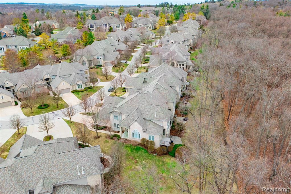 6458 ENCLAVE Drive, Clarkston, MI 48348 — Photo 61