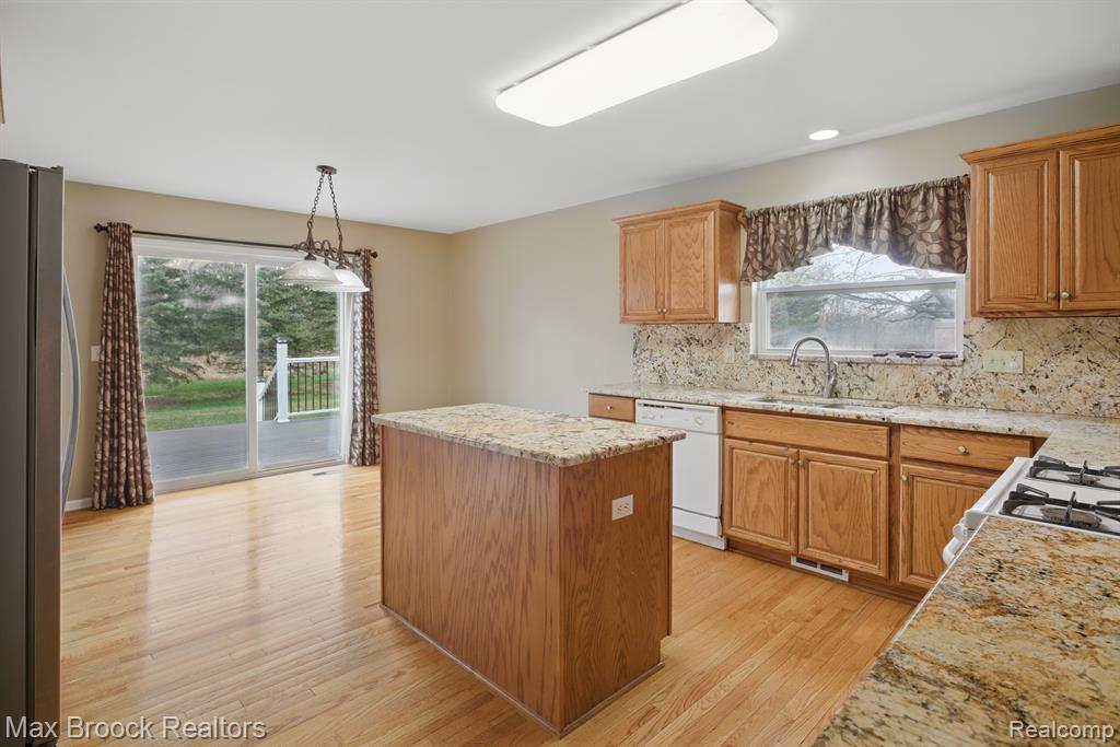 7131 WHITE TAIL Drive, Grand Blanc, MI 48439 — Photo 20