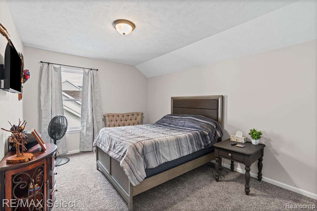 185 Laura Lane, Linden, MI 48451 — Photo 35