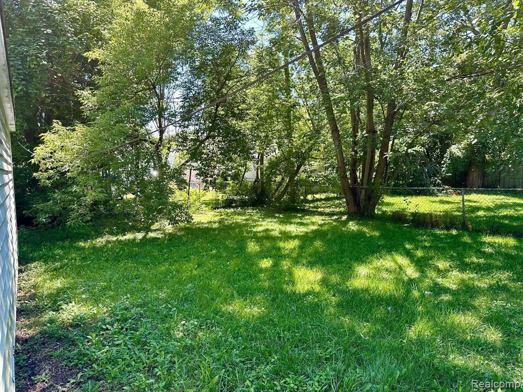 7602 ORCHARD Avenue, Warren, MI 48091 — Photo 17