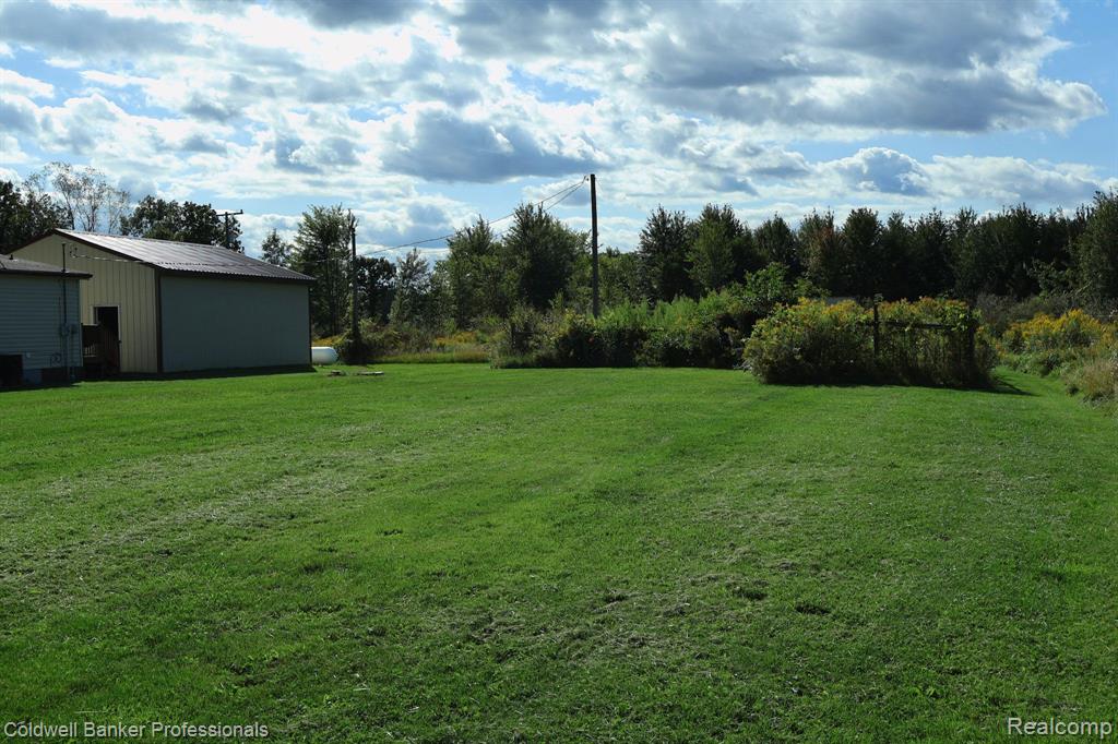 8523 TURNER Road, Imlay City, MI 48444 — Photo 32