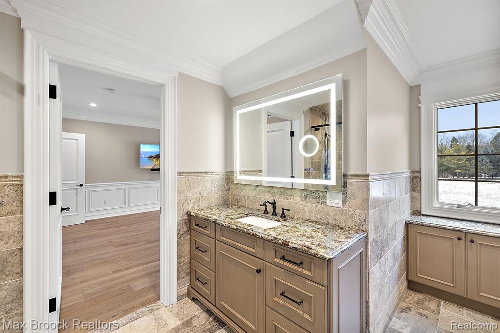 47900 W Nine Mile Road, Novi, MI — Photo 38