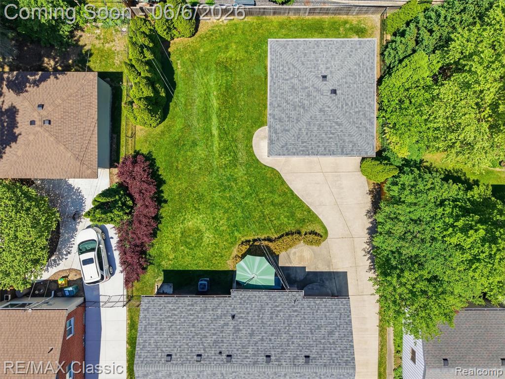 41020 Greenbriar Lane, Plymouth, MI 48170 — Photo 52